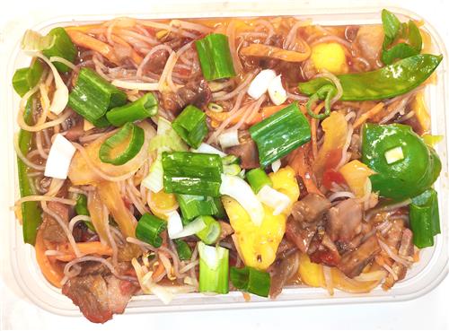 KD6________sweet & spicy Pad Thai roast pork noodles